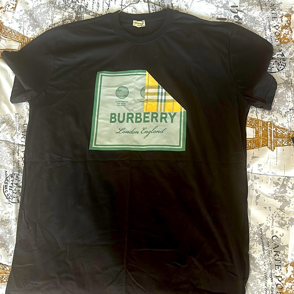 Burberry t shirt brand new XXL